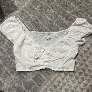 Aeropostale Cropped Shirt- Size medium